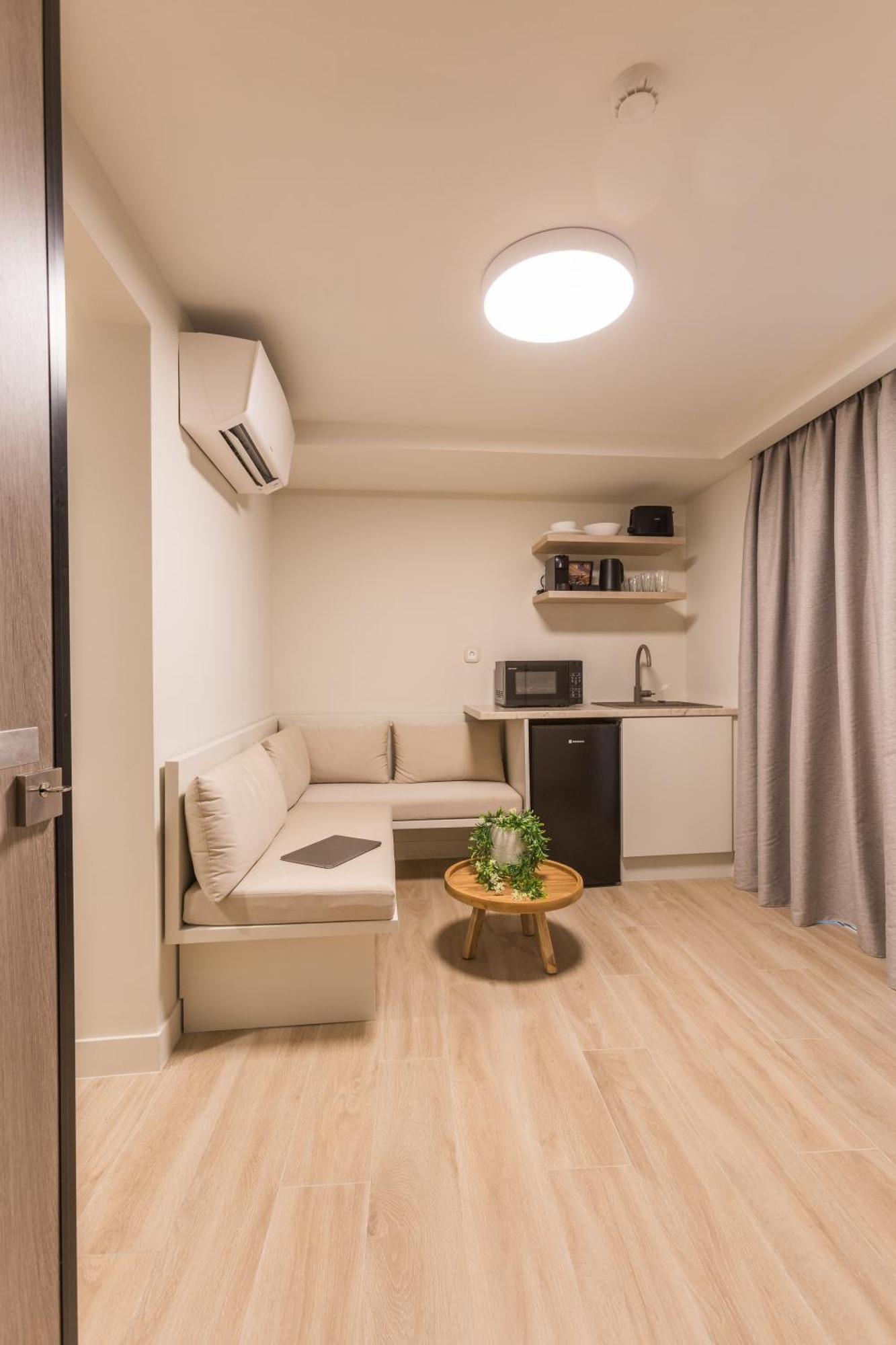 The Mediterranean Suites Le Pirée Extérieur photo