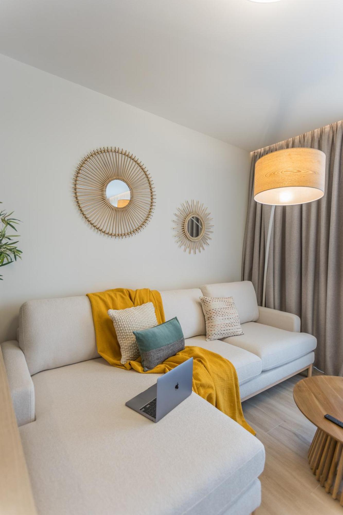 The Mediterranean Suites Le Pirée Extérieur photo