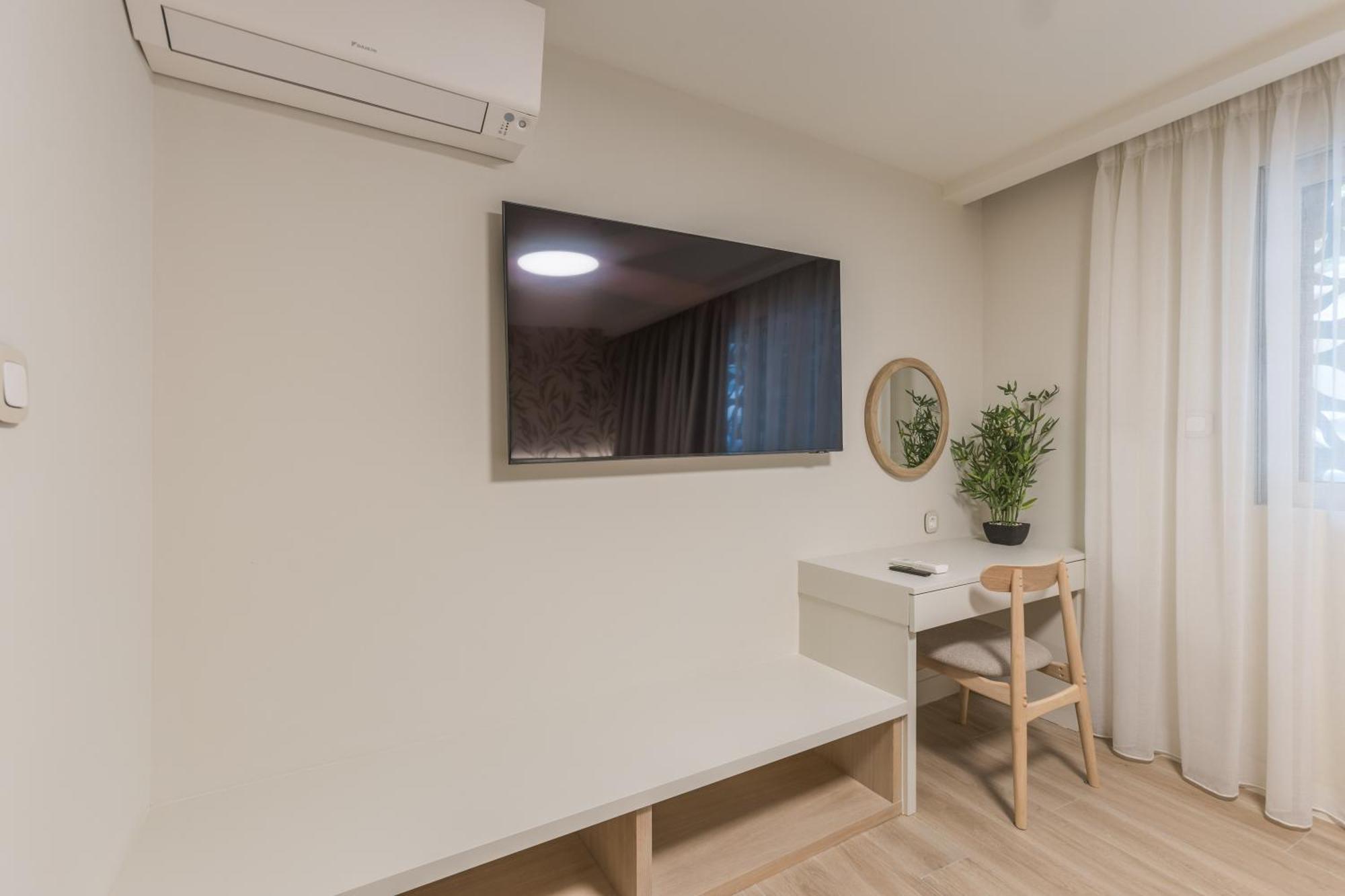 The Mediterranean Suites Le Pirée Extérieur photo