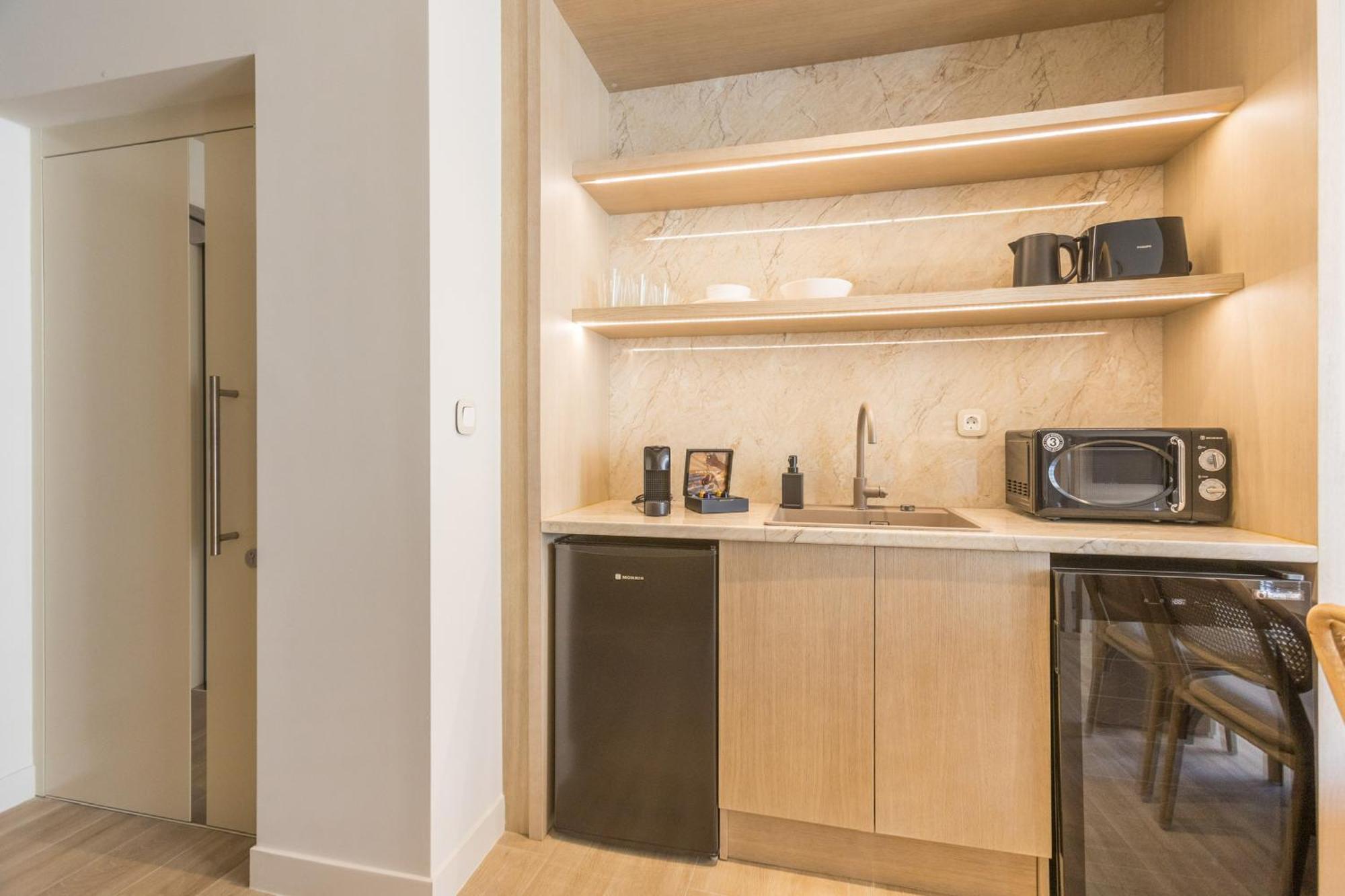 The Mediterranean Suites Le Pirée Extérieur photo