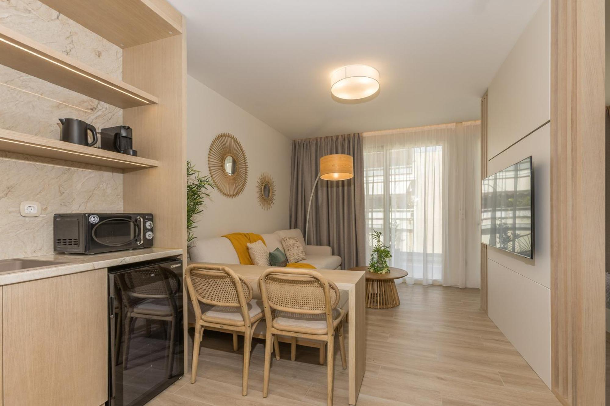 The Mediterranean Suites Le Pirée Extérieur photo