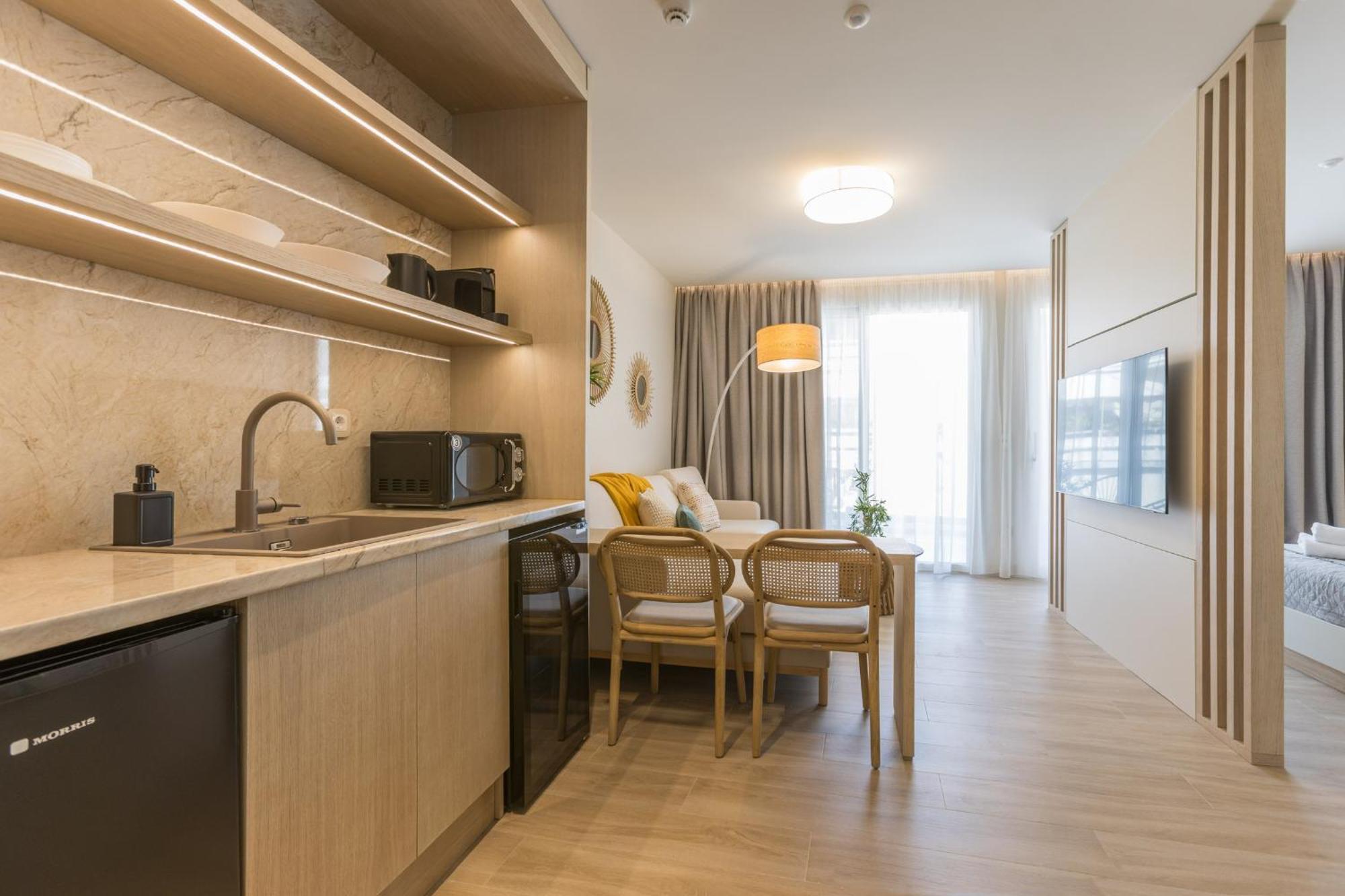 The Mediterranean Suites Le Pirée Extérieur photo